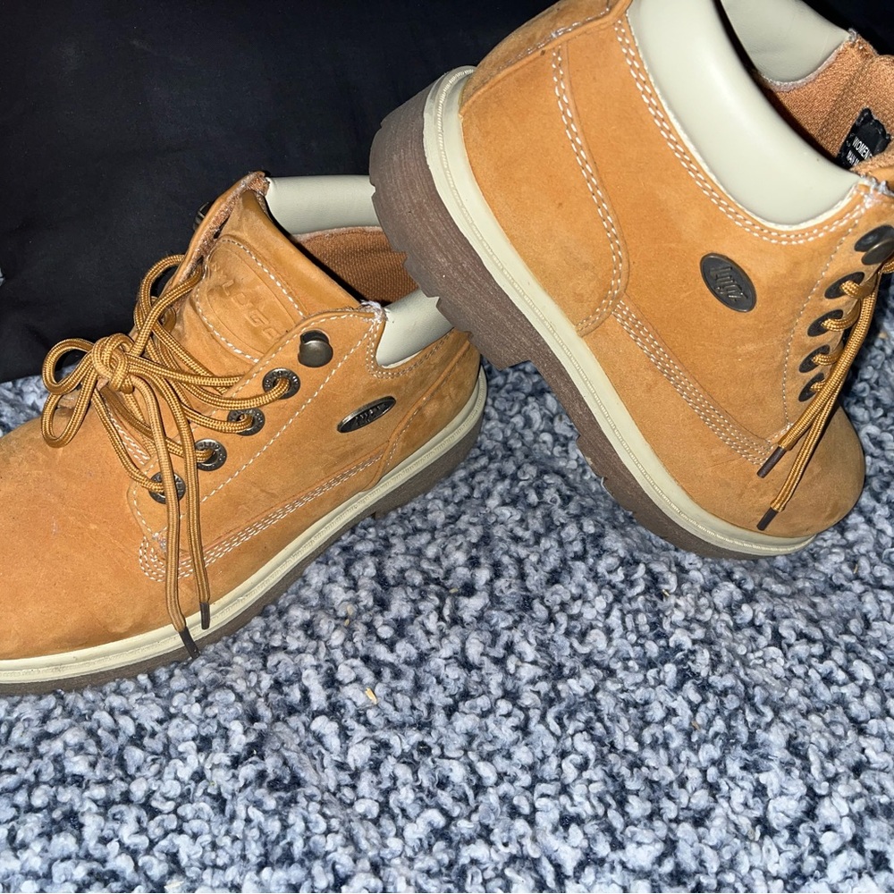 > Comfort & Style Combined:NEW Lugz Women's Tan Boots  Size 5.5 Walk on Clouds!